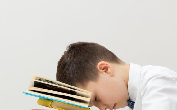 Dikkat Eksikliği ve Hiperaktivite Bozukluğu